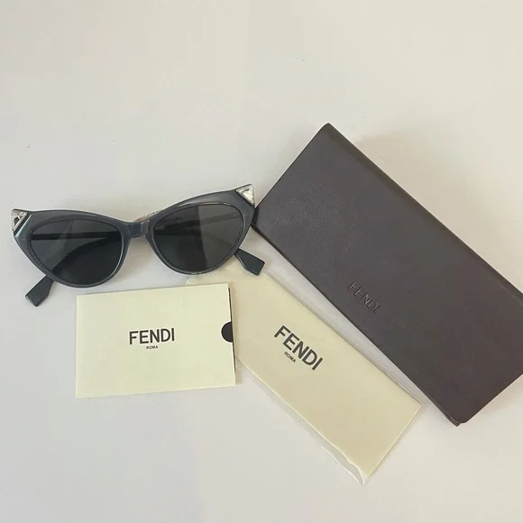 Fendi 52mm cat eye cheap sunglasses